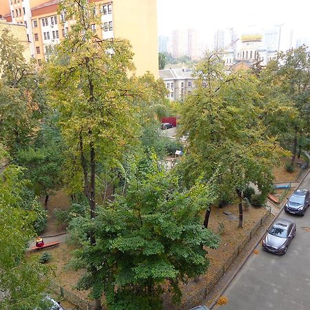 Apartment Olympyska On Velyka Vasylkyvska 45 Kiev Eksteriør bilde